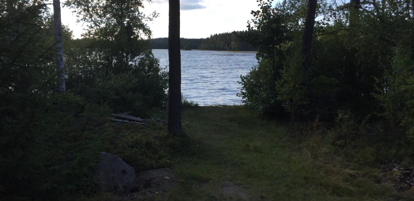 Find the small lakes near Björkbacken hotel, camping and cottages in Vimmerby