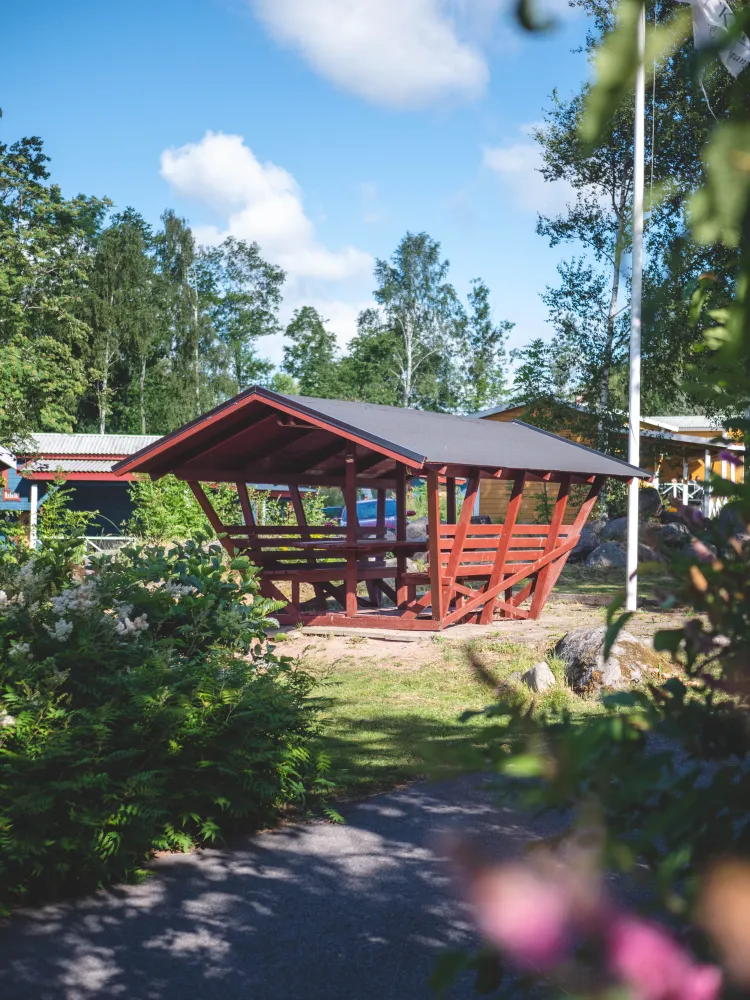 Sittplats på Björkbackens område